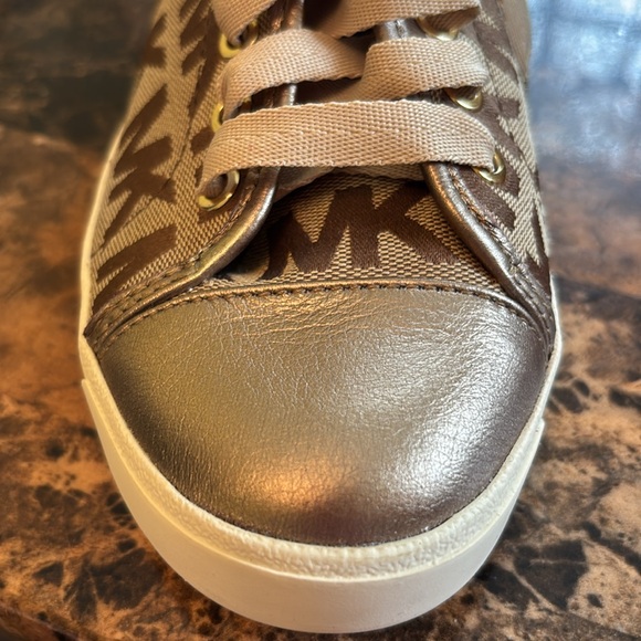 Brown and Gold Logo Sneakers Michael Kors. NEW - Picture 2 of 7